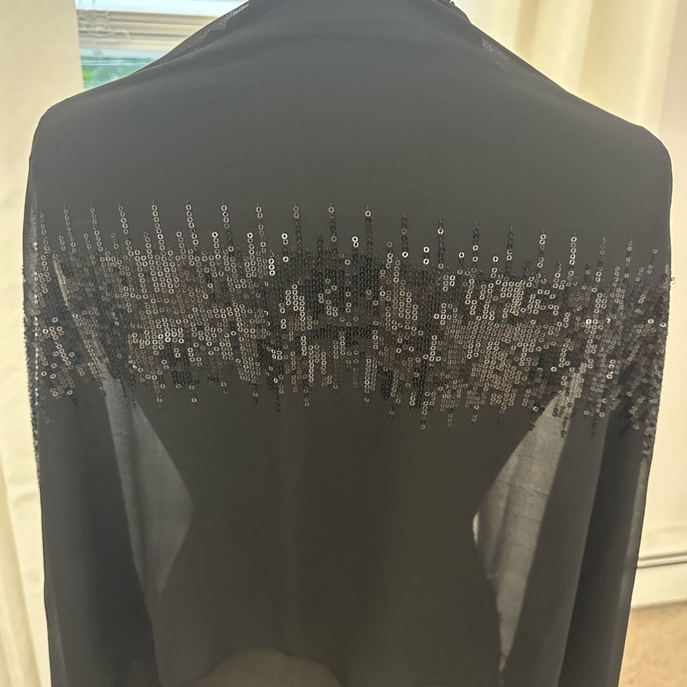 NWT WHBM Wrap with black embellishments. - Picture 4 of 5